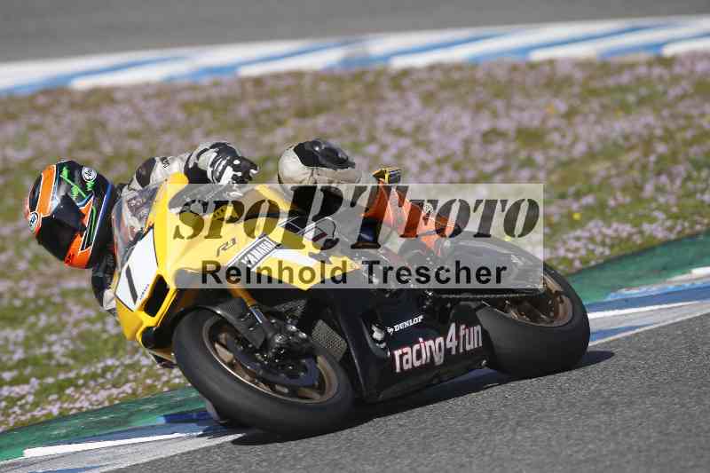 /Archiv-2024/02 29.01.-02.02.2024 Moto Center Thun Jerez/Gruppe gruen-green/1